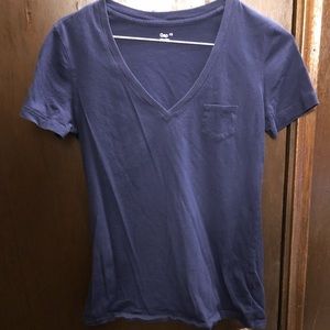 Short sleeve v neck t-shirt